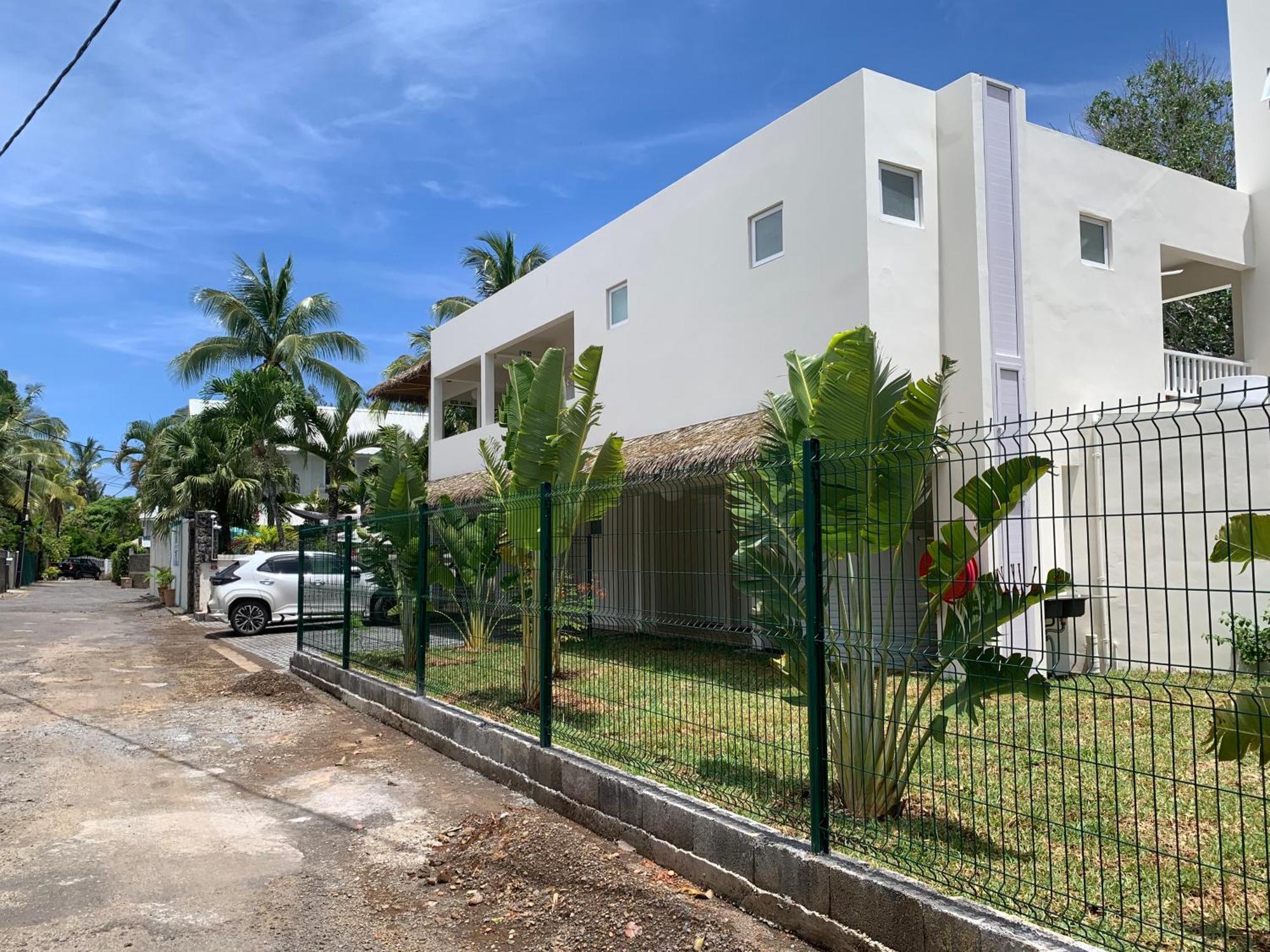 Le Clos Des Bains Mauritius Блу Бей Екстериор снимка